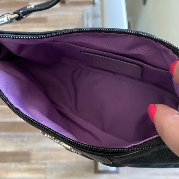 ❌SOLD❌ Coach black purse - Picture 3 of 9